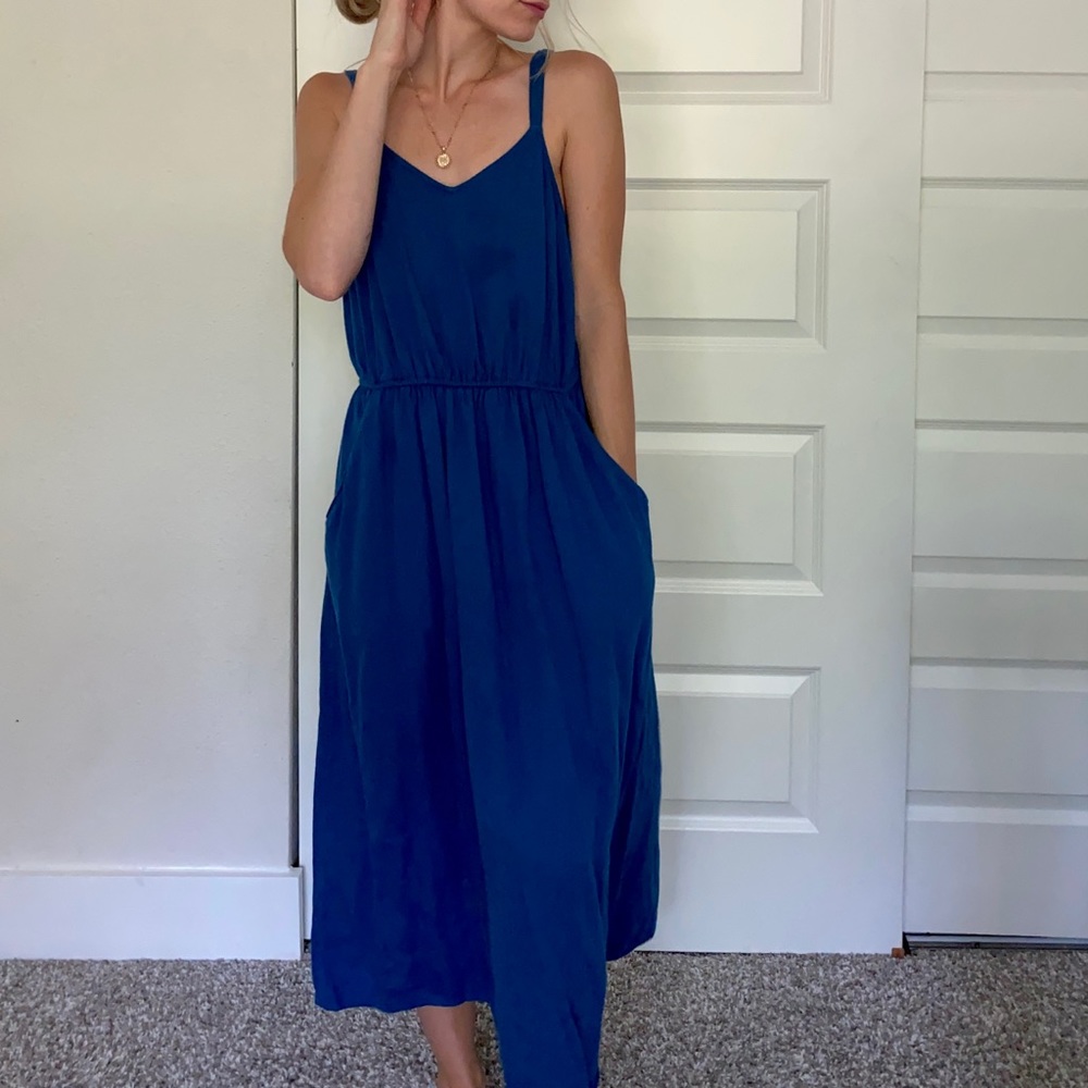 Blue midi/maxi dress with pockets